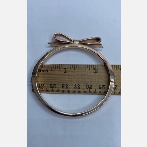 Kate Spade Rose Gold Bow Hinged Bangle Bracelet 25.4g EUC - Picture 9 of 9
